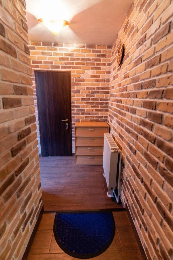 Mario'S Cozy Apartment Rîşnov Exterior foto